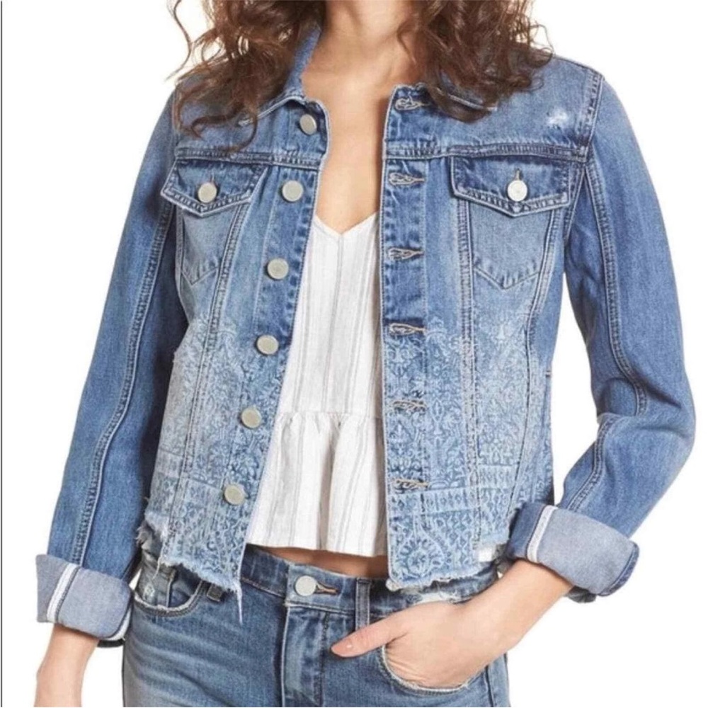 Blank NYC Sweet Relief Distressed Denim Jacket Size Small